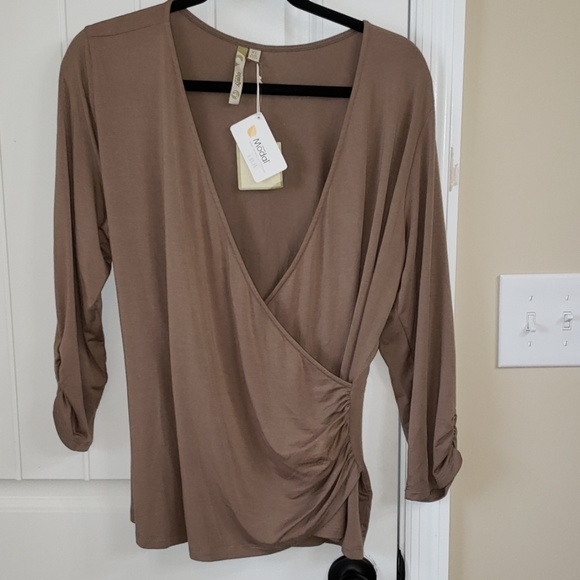 Lenzing Modal NWT Top Size XL - Picture 1 of 8